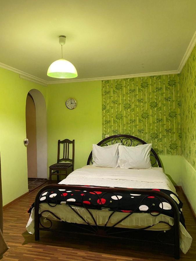 Guest House Khatuna Borjomi Exterior foto