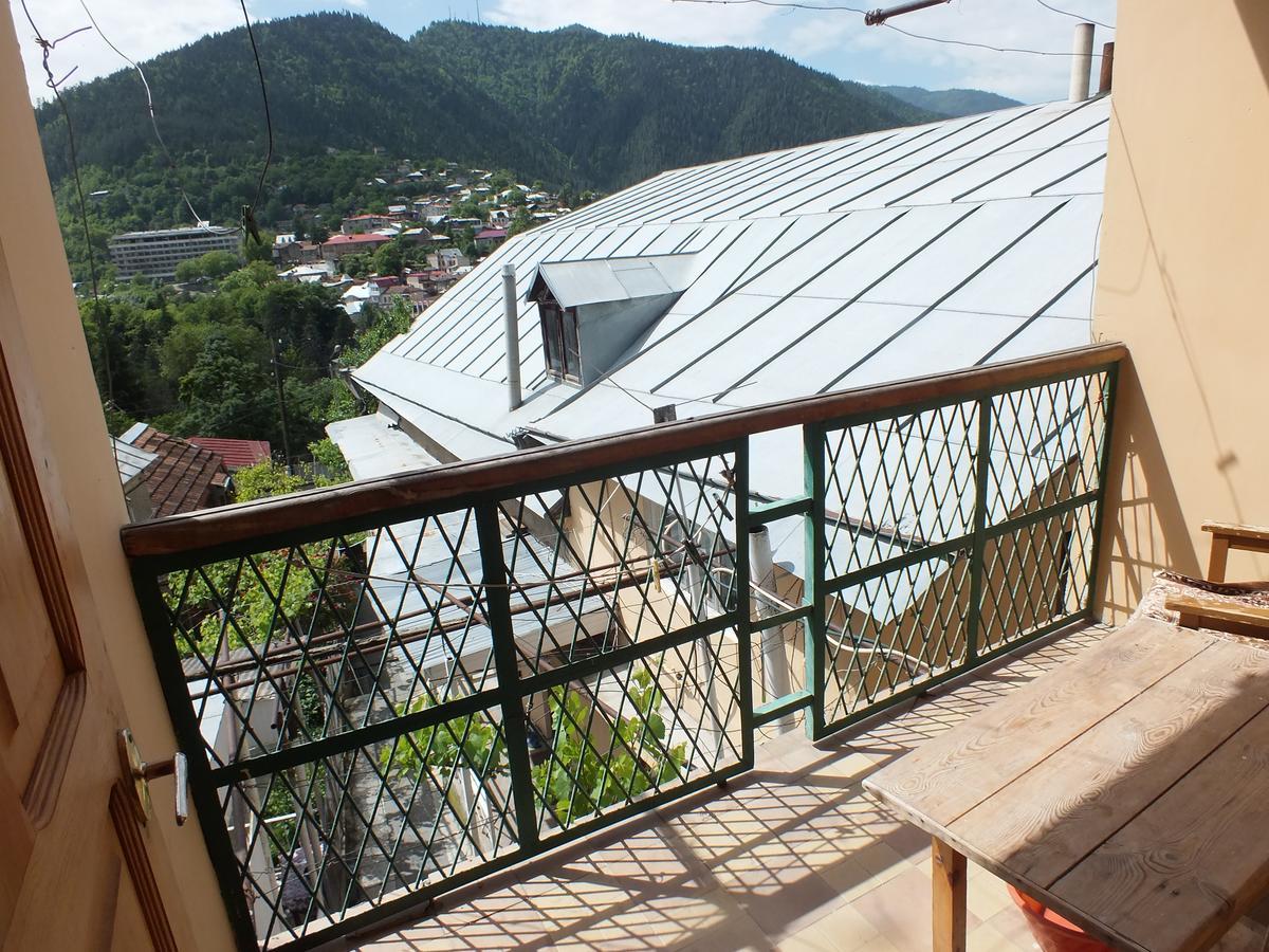 Guest House Khatuna Borjomi Exterior foto